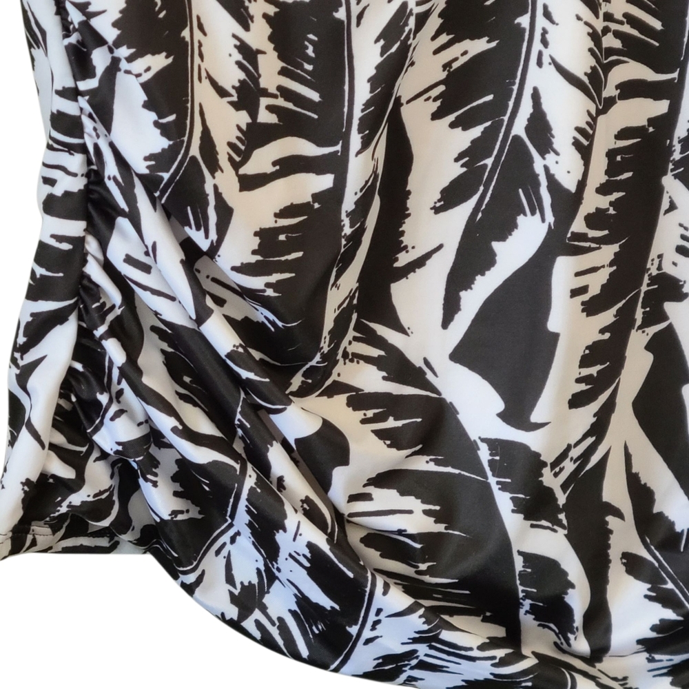 NWT Swim By Cacique Swim Top Plus Size 42F Black White - Picture 3 of 7